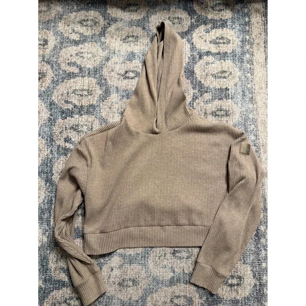 ALO Yoga Muse Hoodie and Jogger Set Size Medium Excellent Condition